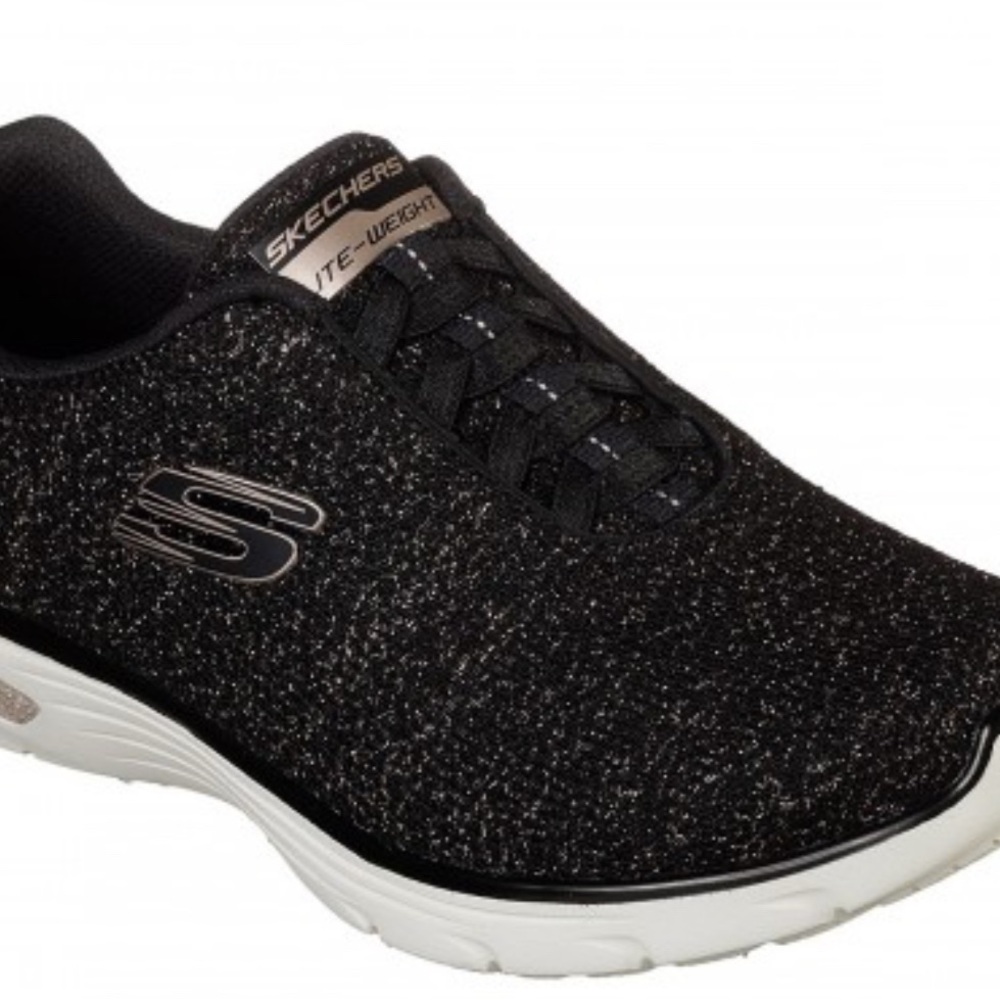 Skechers Black and Gold Lightweight Shoes women’s size 9.